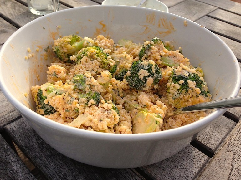 Broccoli bulgur salat